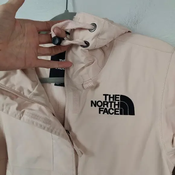The North Face Women's Jacket in Light Pink - Picture 2 of 9